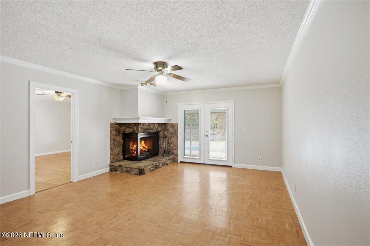 572 JOHN HANCOCK Street