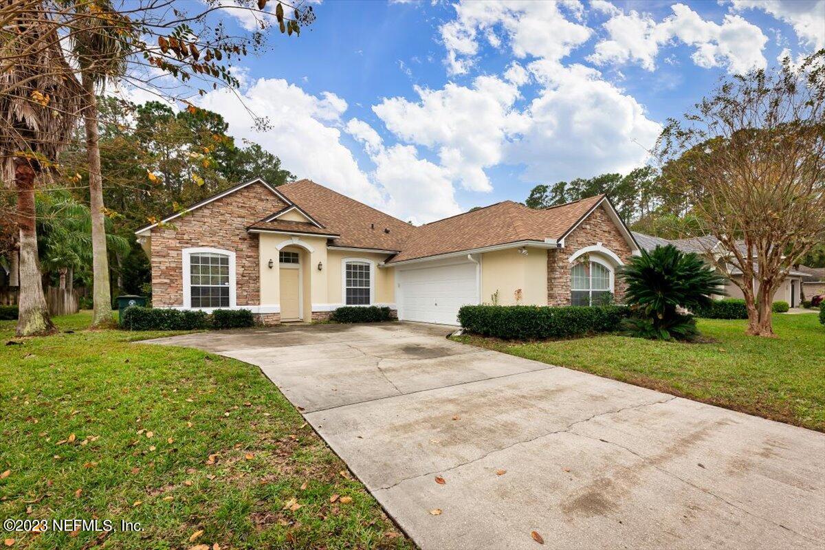 Jacksonville, FL home for sale located at 5350 Winrose Falls Drive, Jacksonville, FL 32258