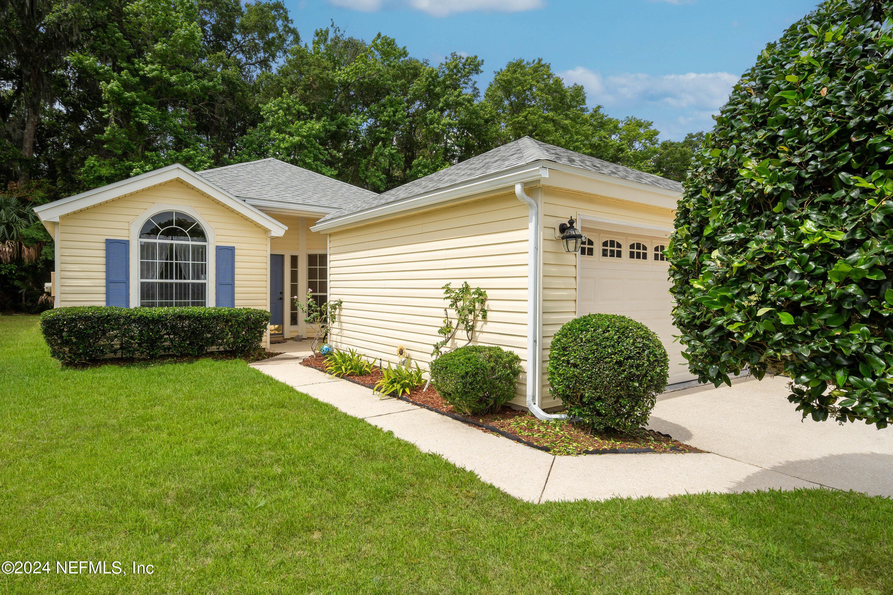 Jacksonville, FL home for sale located at 11898 Arbor Lake Drive, Jacksonville, FL 32225