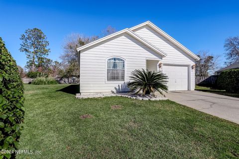 A home in Middleburg