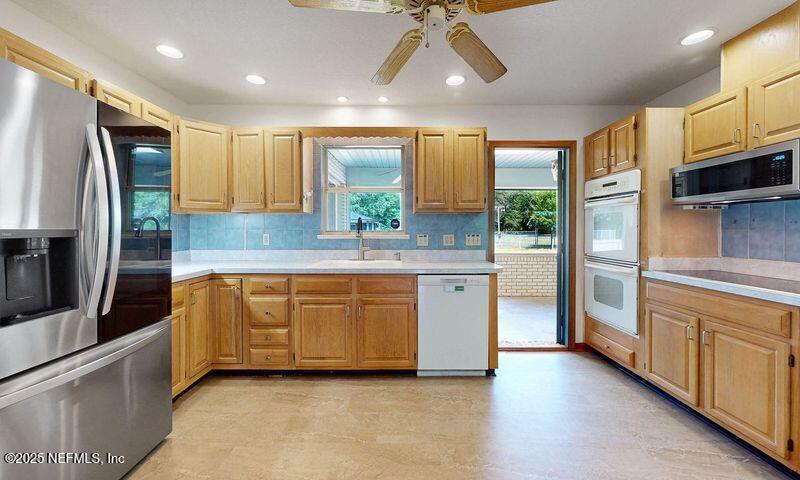 4041 SADDLEHORN Trail
