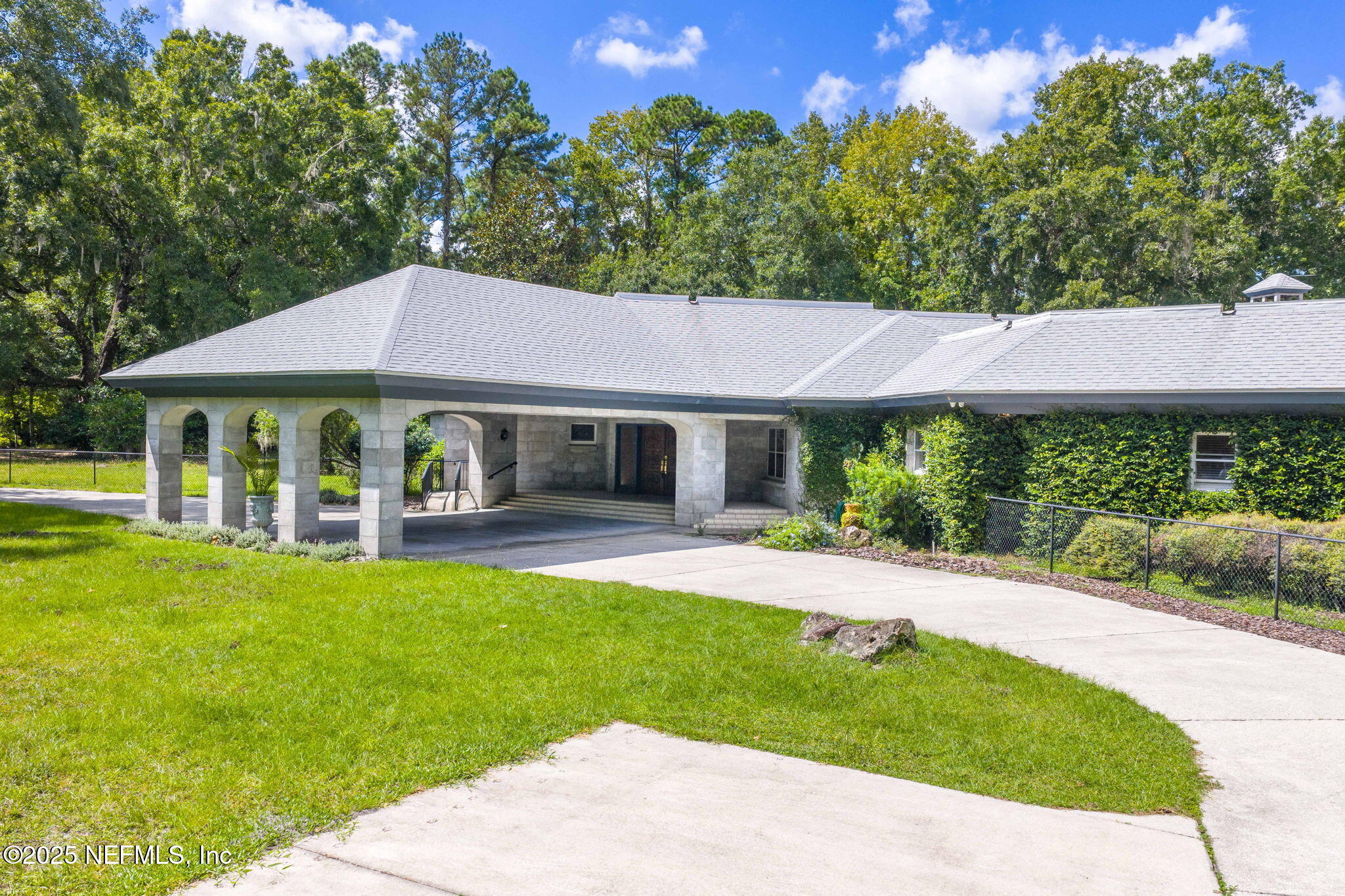 8002 JAMES ISLAND Trail