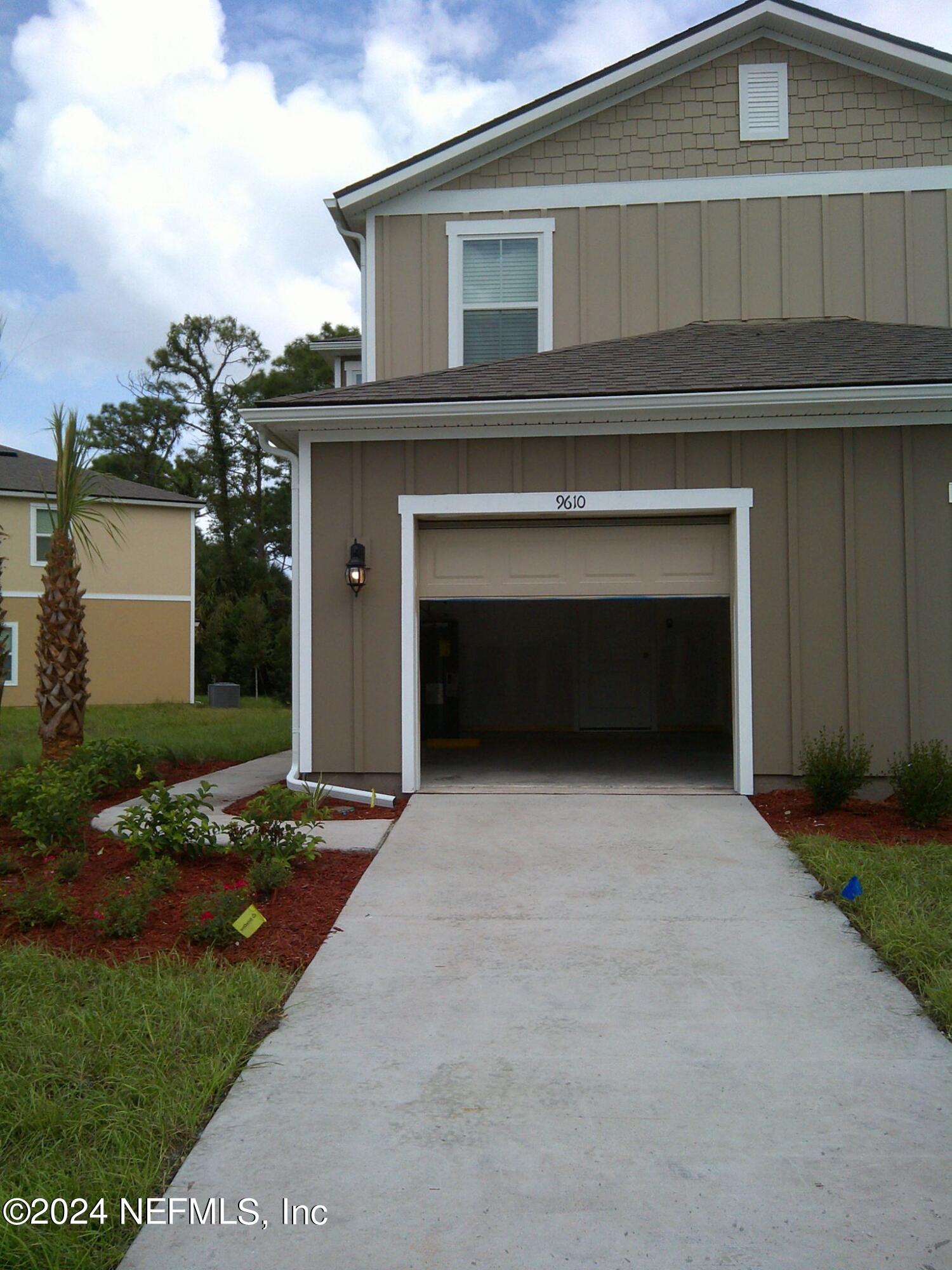 Jacksonville, FL home for sale located at 9610 BAYLIN Court, Jacksonville, FL 32256
