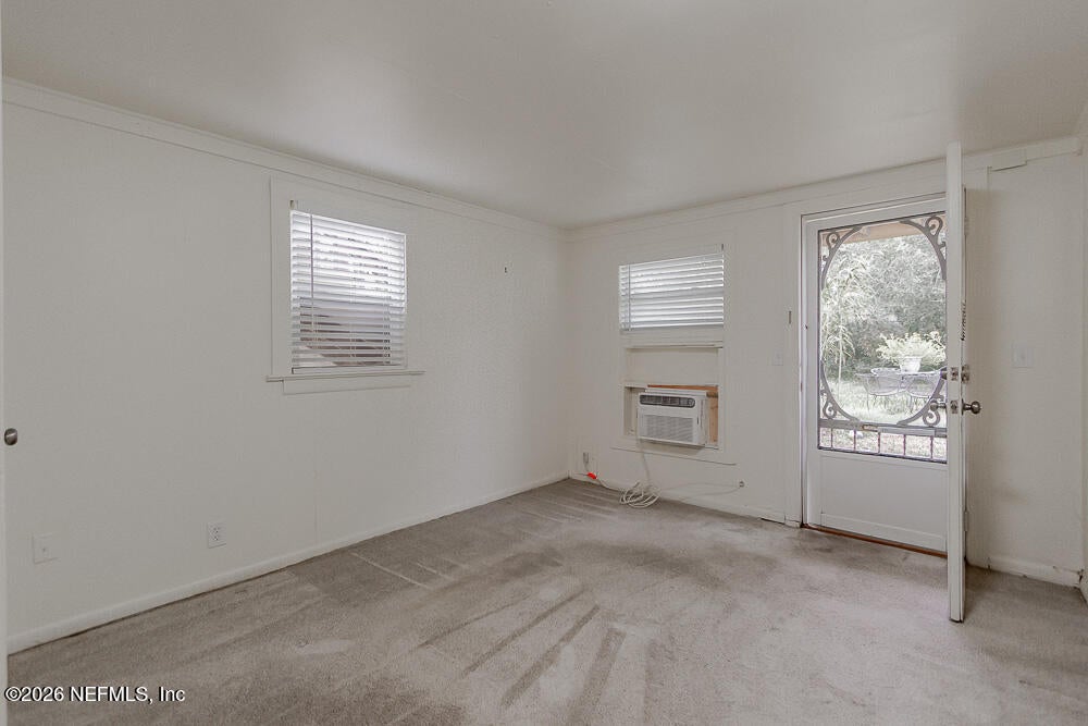 1720 1ST Street N 1