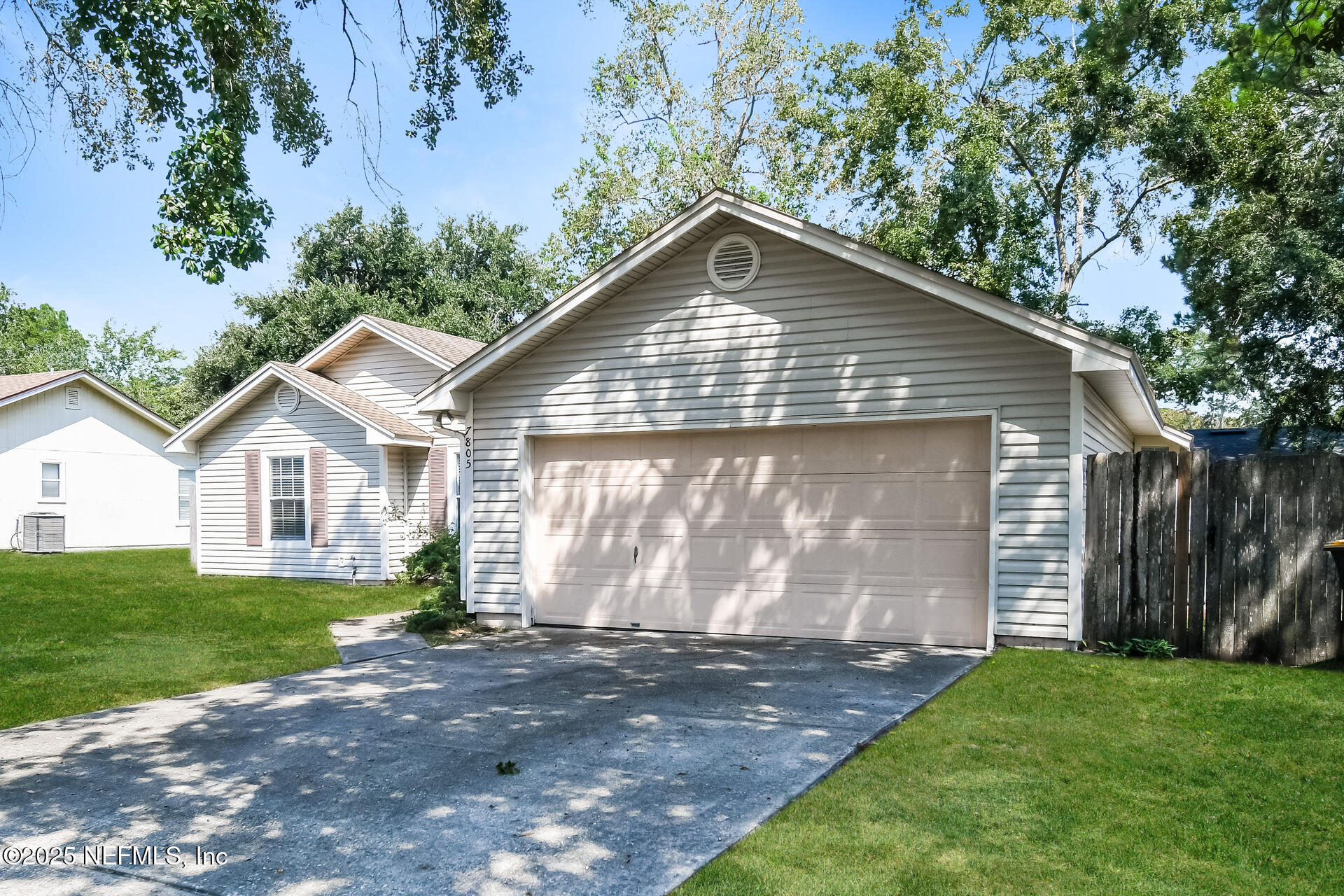 7805 HUNTERS LAKE Circle S