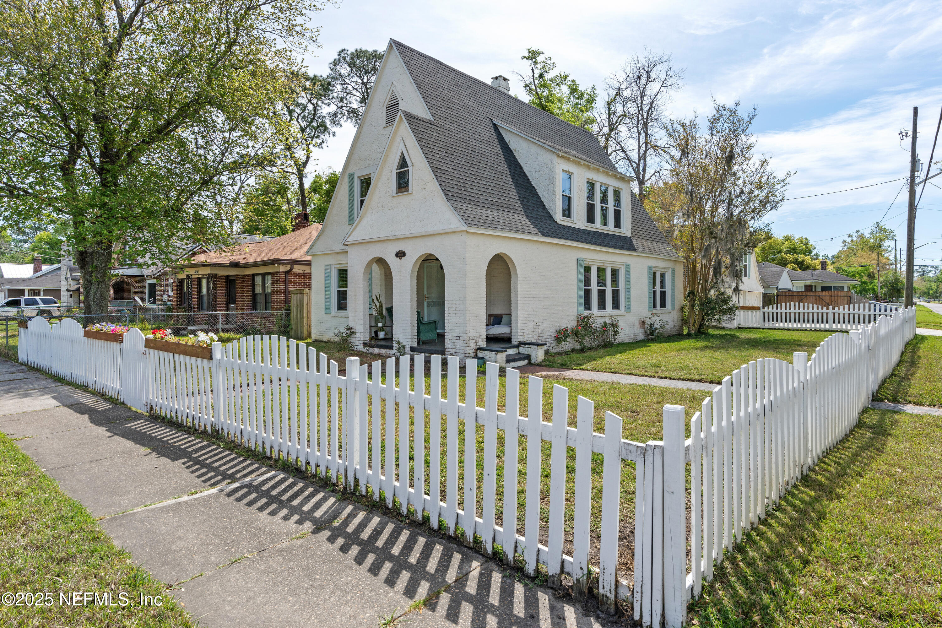 4660 ASTRAL Street