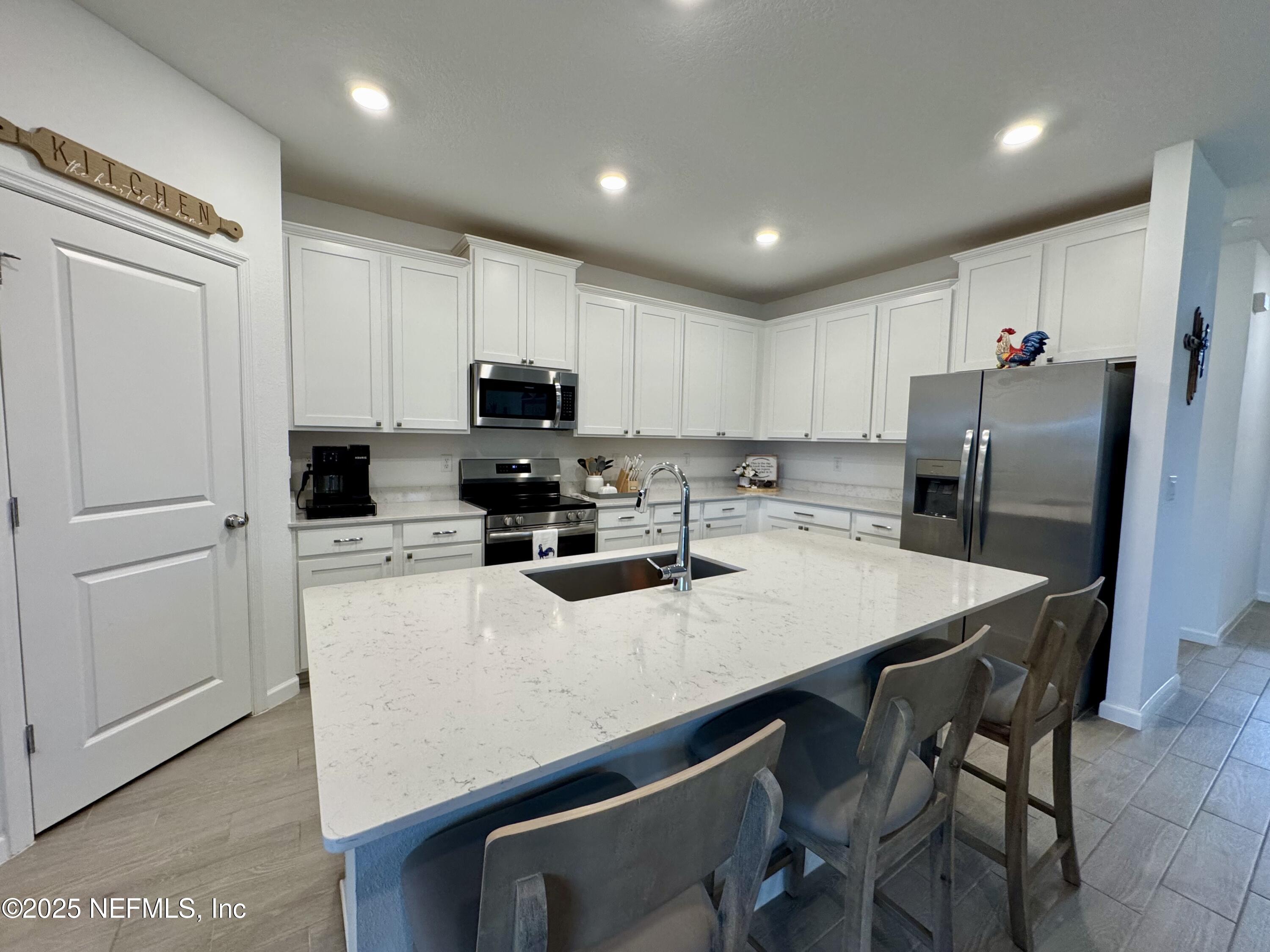 2617 SEASONS Road