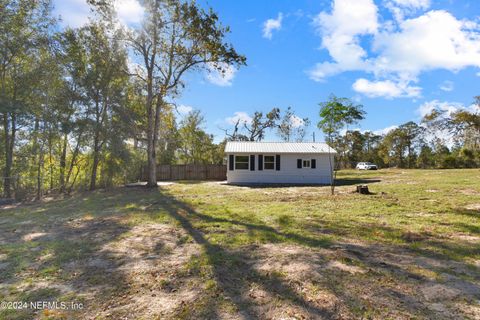 A home in Interlachen