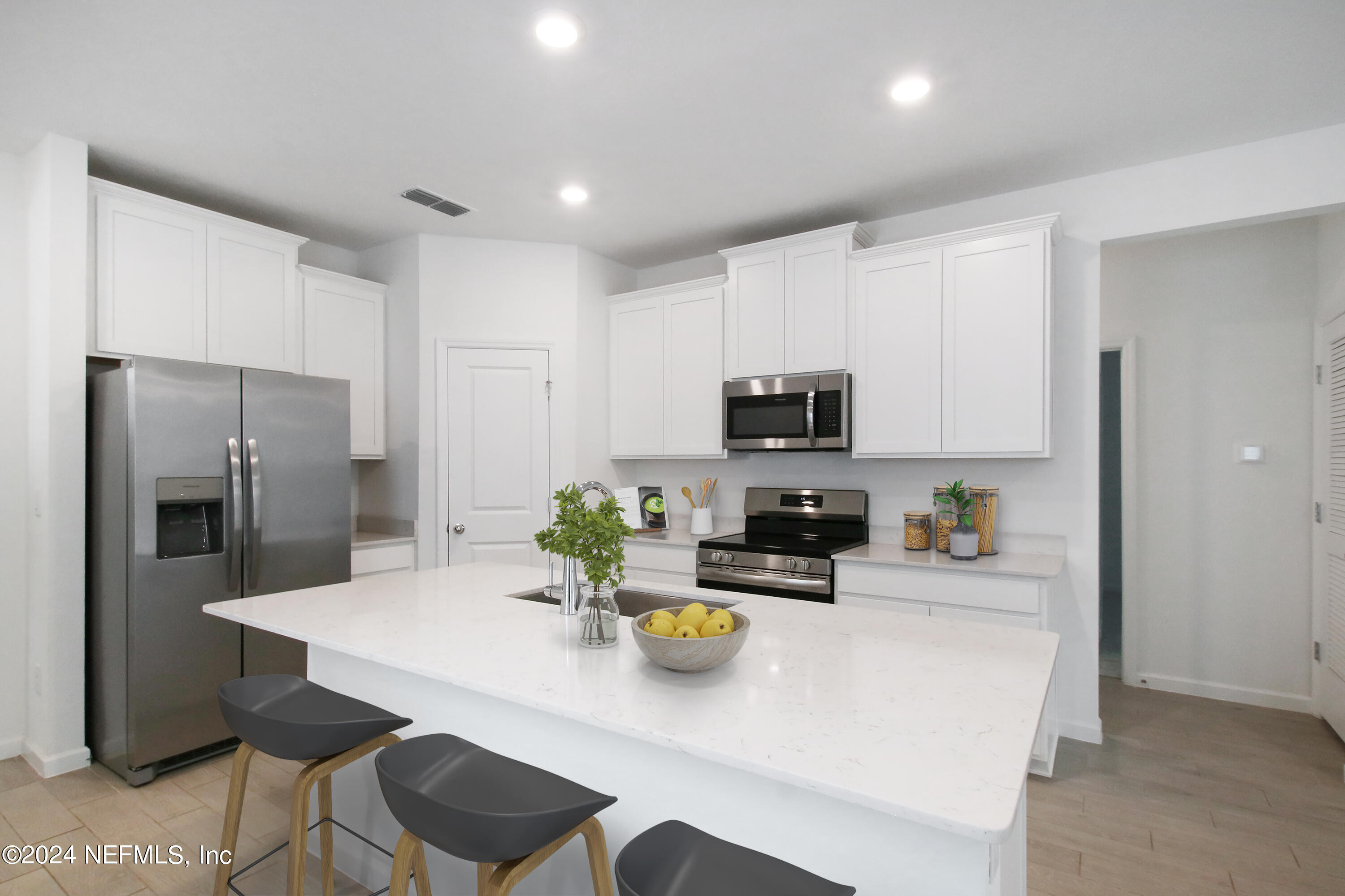 182 PENTWATER Road