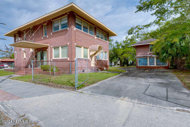 Jacksonville, FL home for sale located at 1221 KING Street, Jacksonville, FL 32204