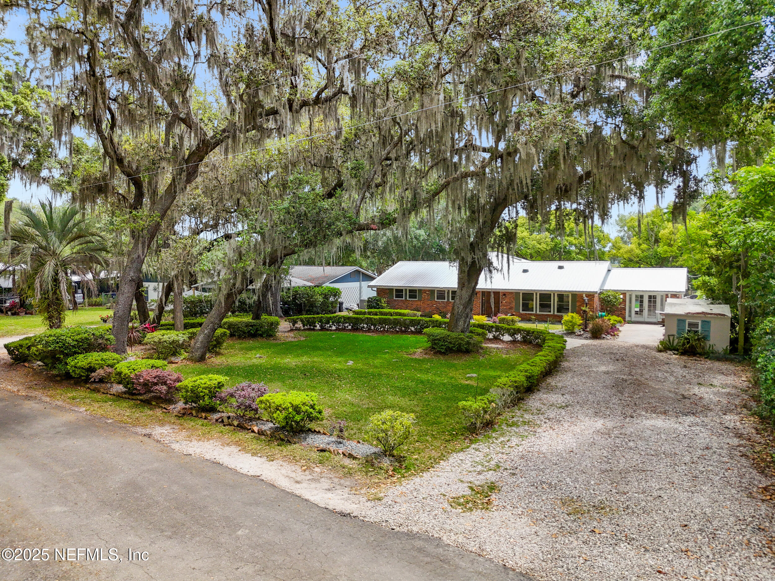 49 SE NELSONS POINT Road
