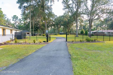 A home in Macclenny