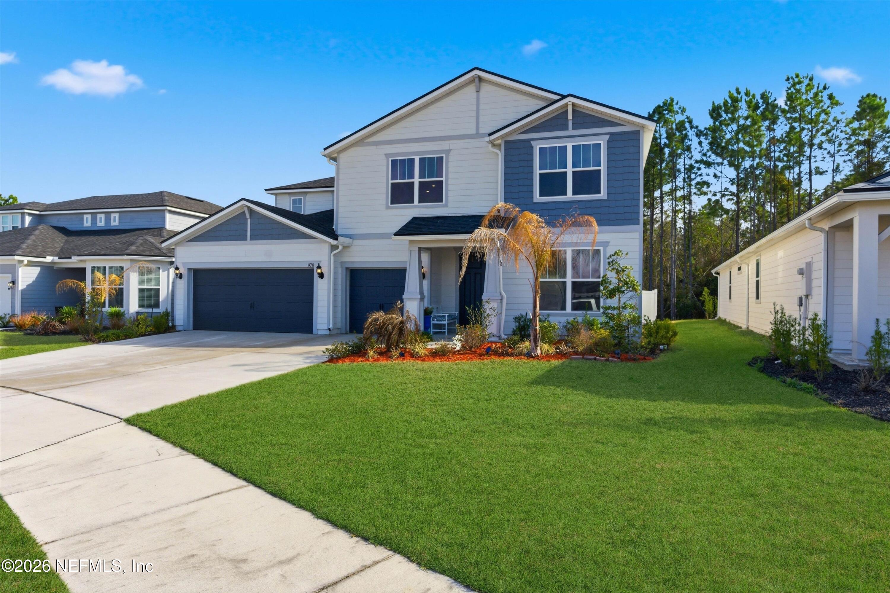 978 ROOSTER HOLLOW Way