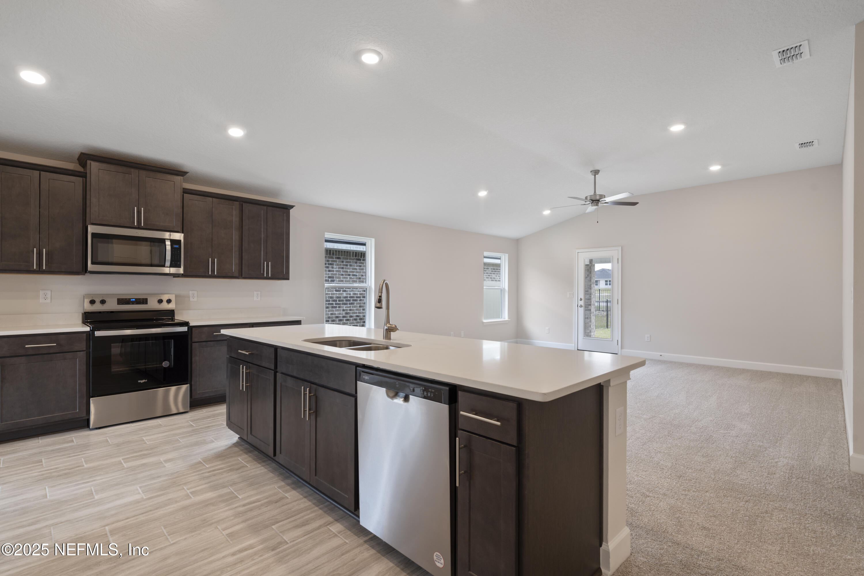 3141 FOREST VIEW Lane