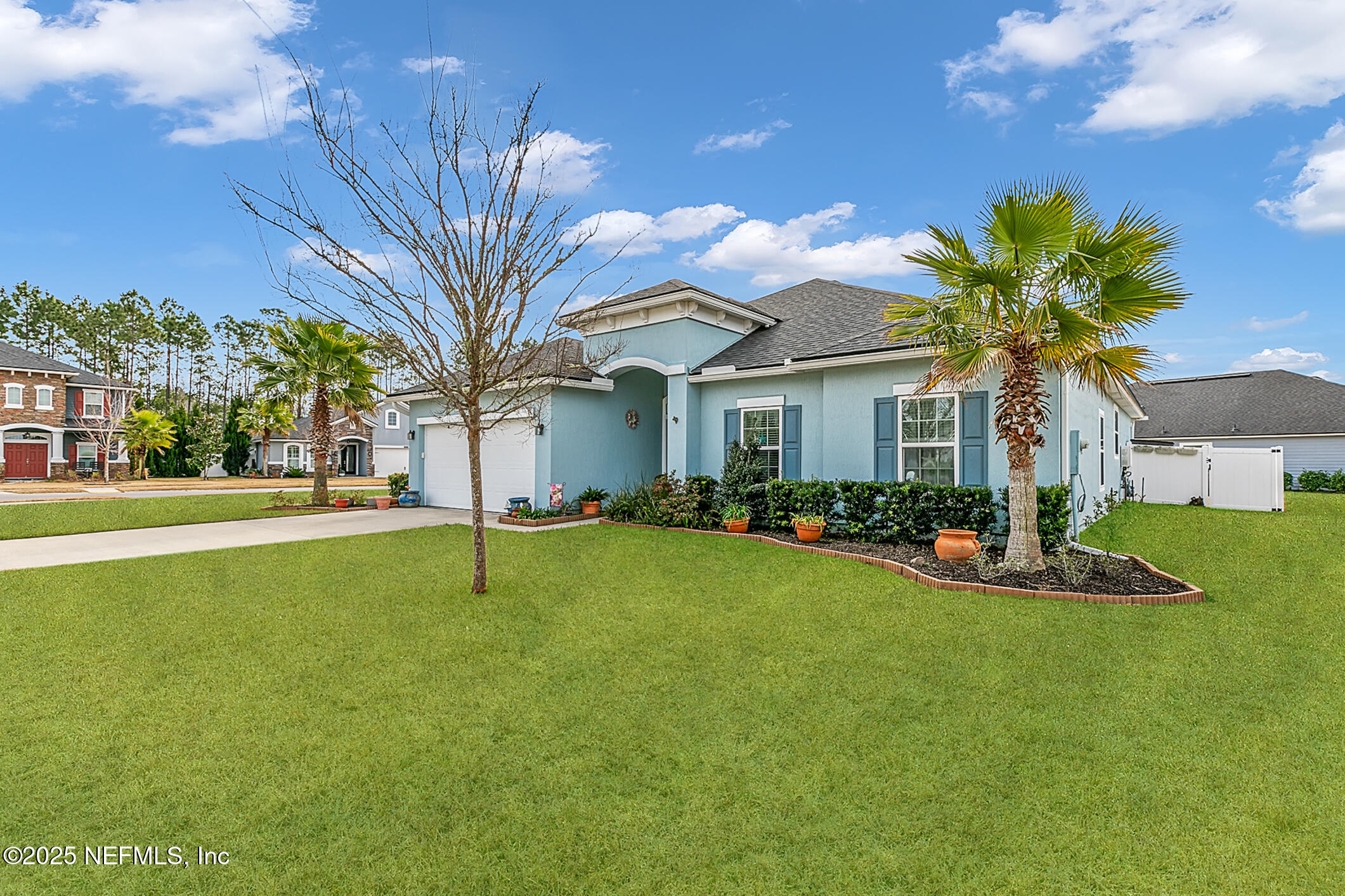 85464 AMARYLLIS Court