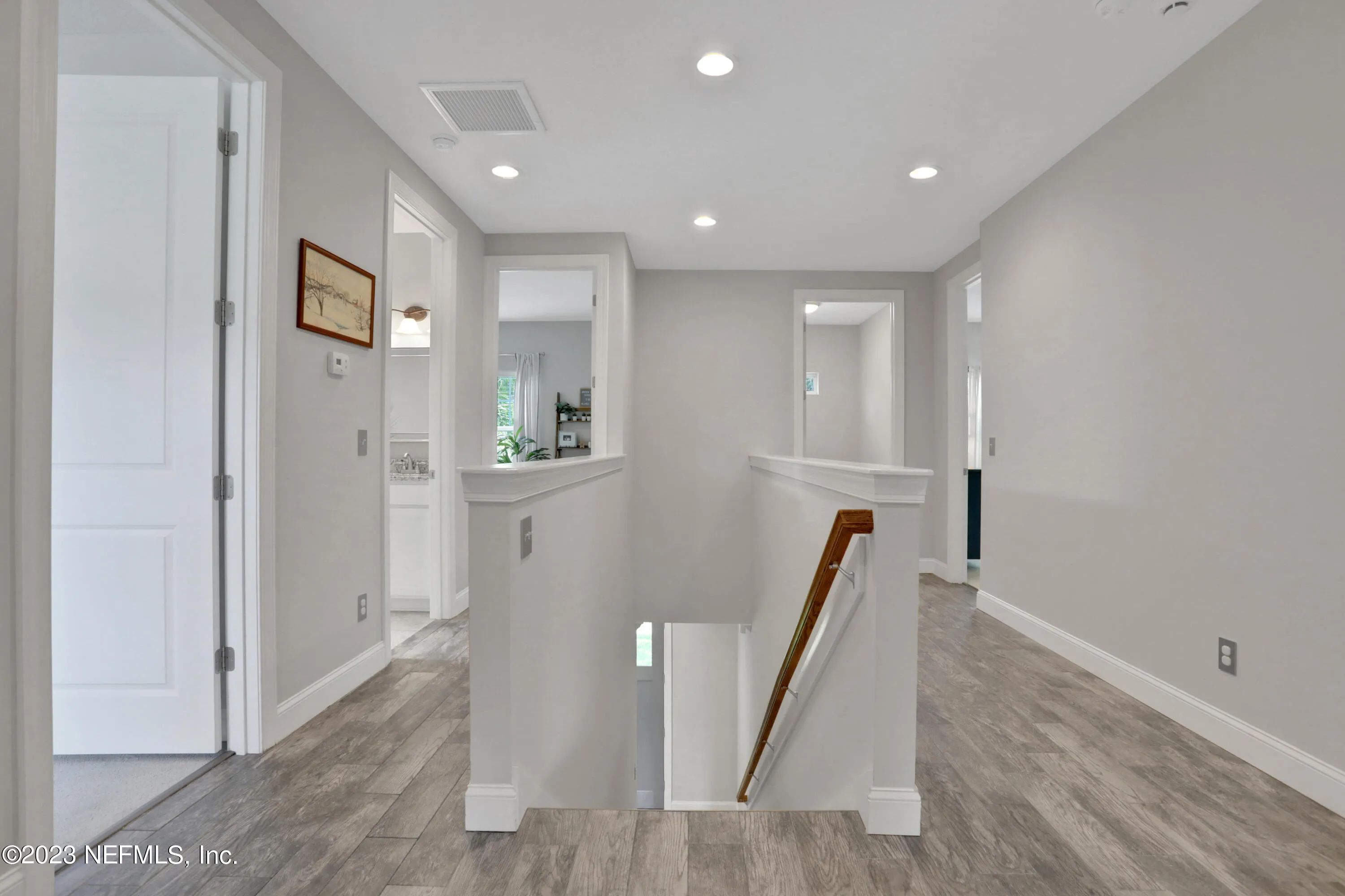 Neptune Beach, Florida 32266, United States, 5 Bedrooms Bedrooms, ,3 BathroomsBathrooms,Residential,Pending,70573