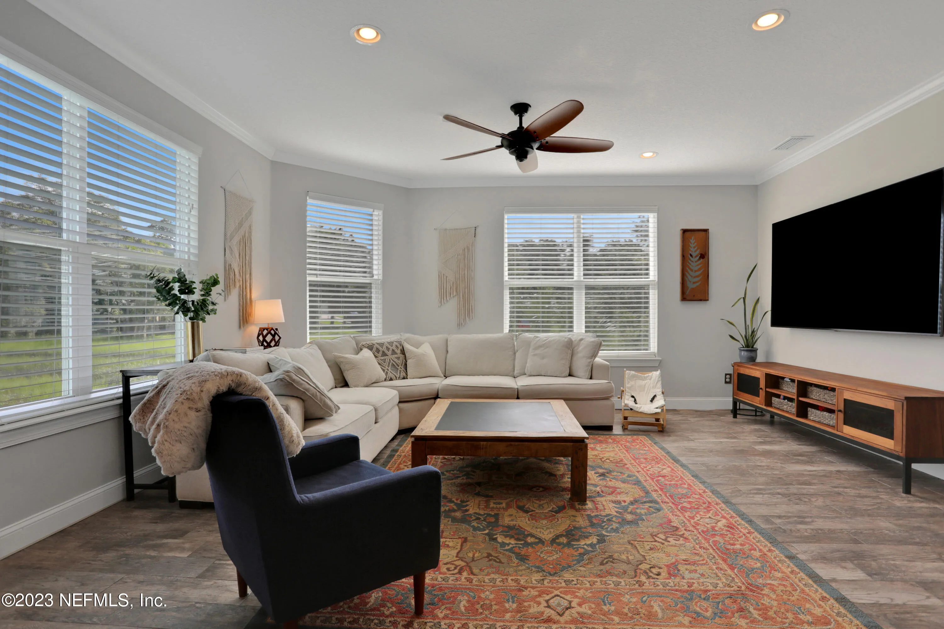 Neptune Beach, Florida 32266, United States, 5 Bedrooms Bedrooms, ,3 BathroomsBathrooms,Residential,Pending,70573