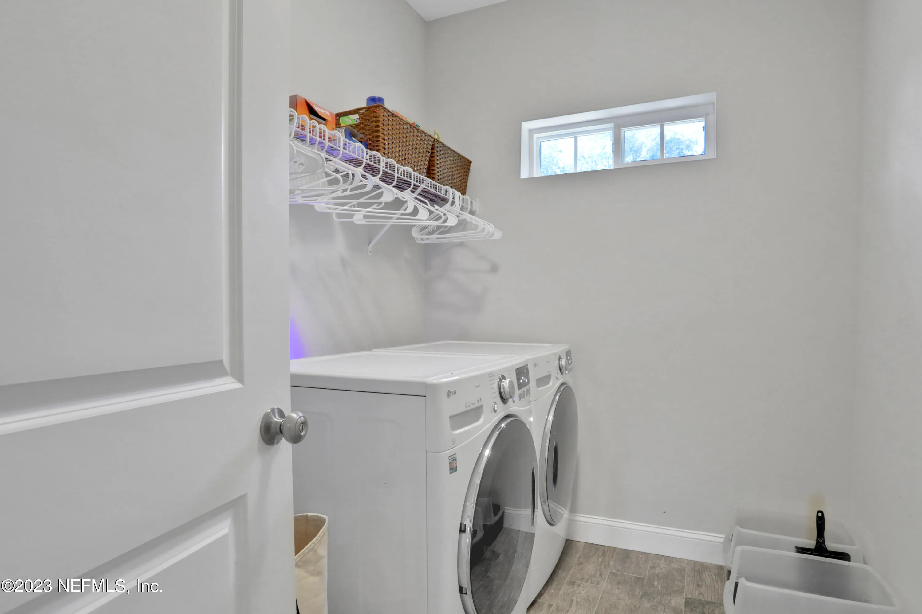 Neptune Beach, Florida 32266, United States, 5 Bedrooms Bedrooms, ,3 BathroomsBathrooms,Residential,Pending,70573