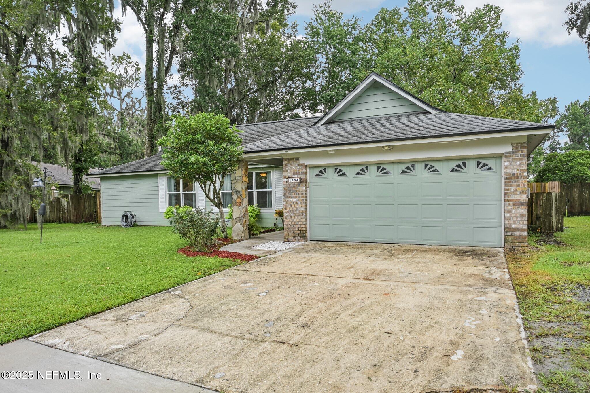 1484 GLADIOLUS Avenue