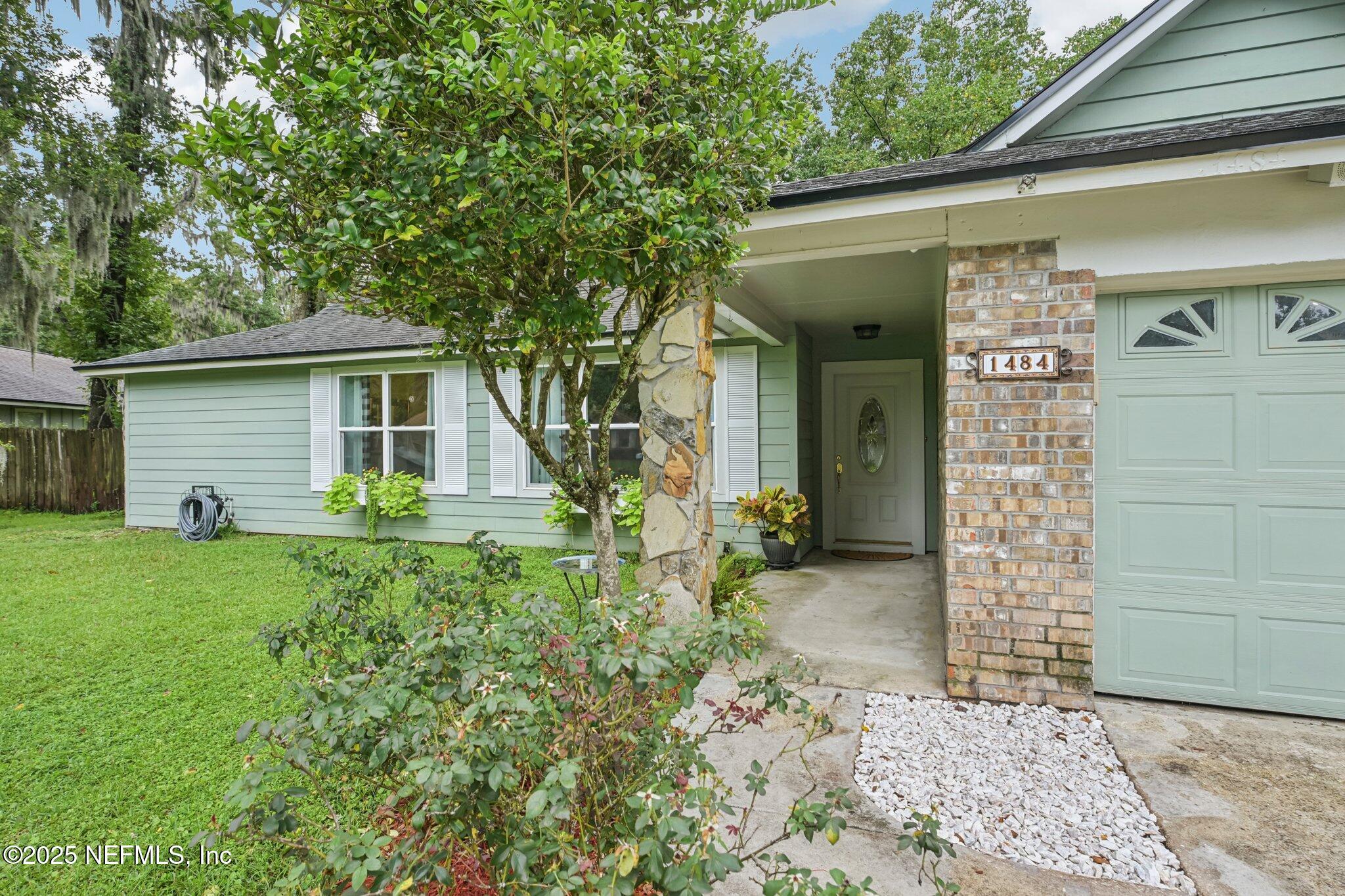 1484 GLADIOLUS Avenue