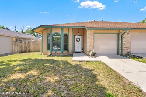 Photo of 10148 GENI HILL Circle N, Jacksonville, FL 32225 (MLS # 2143969)