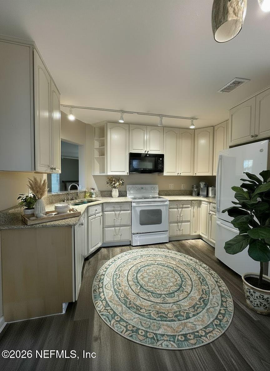 3801 CROWN POINT Road 3081