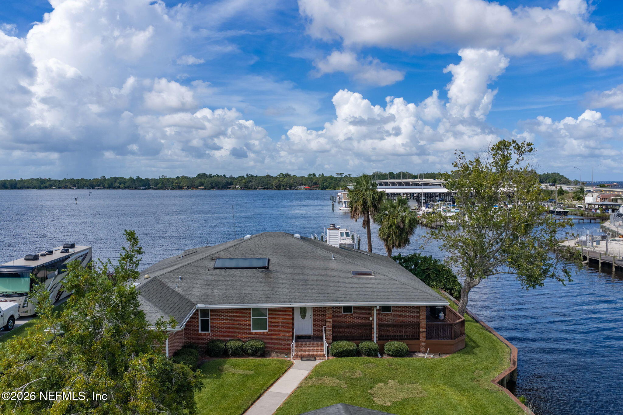 1105 FISHERMANS Way