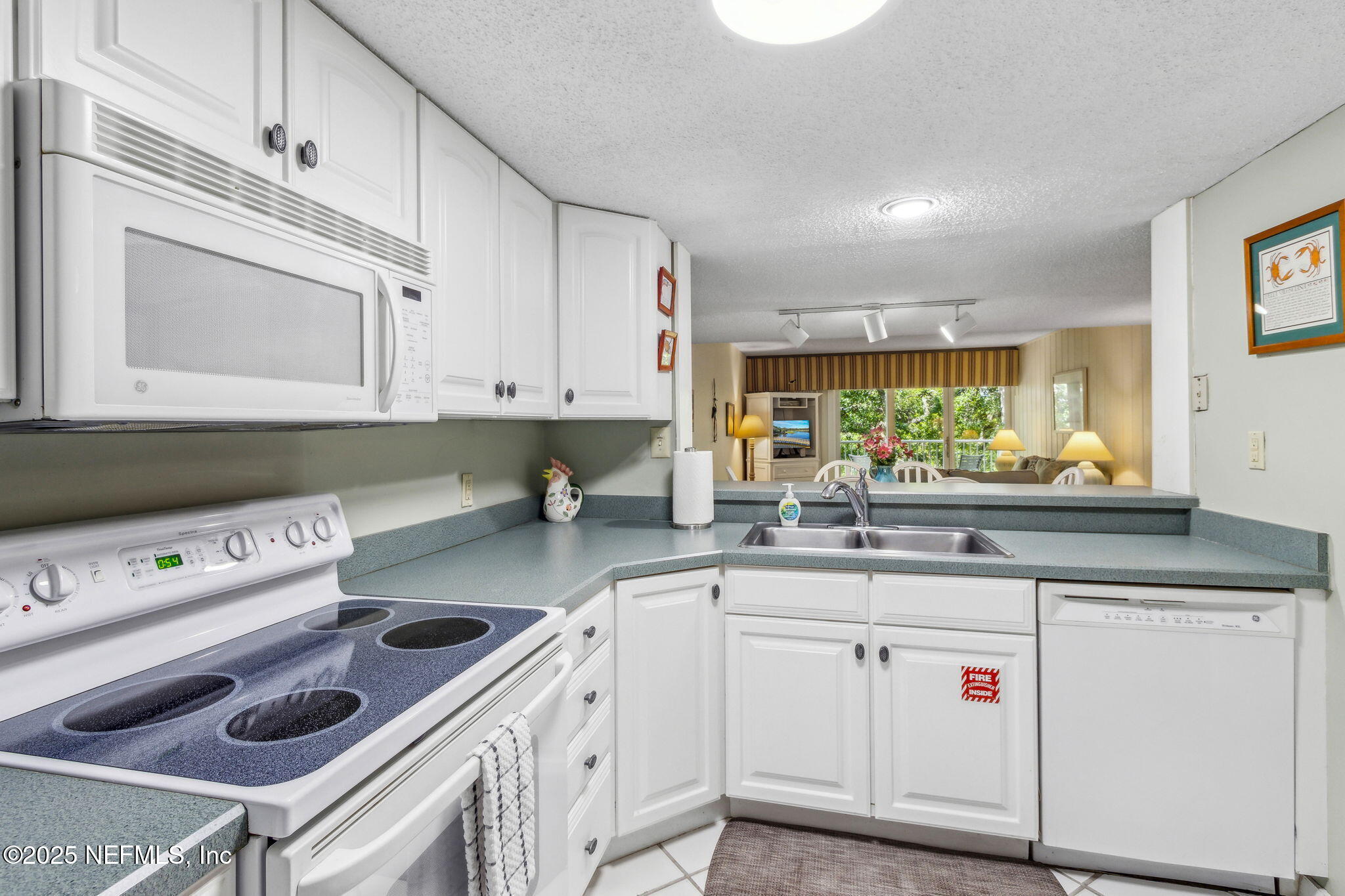 2021 BEACH WOOD Road