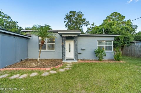 6167 FORDHAM Circle E Jacksonville FL 32217