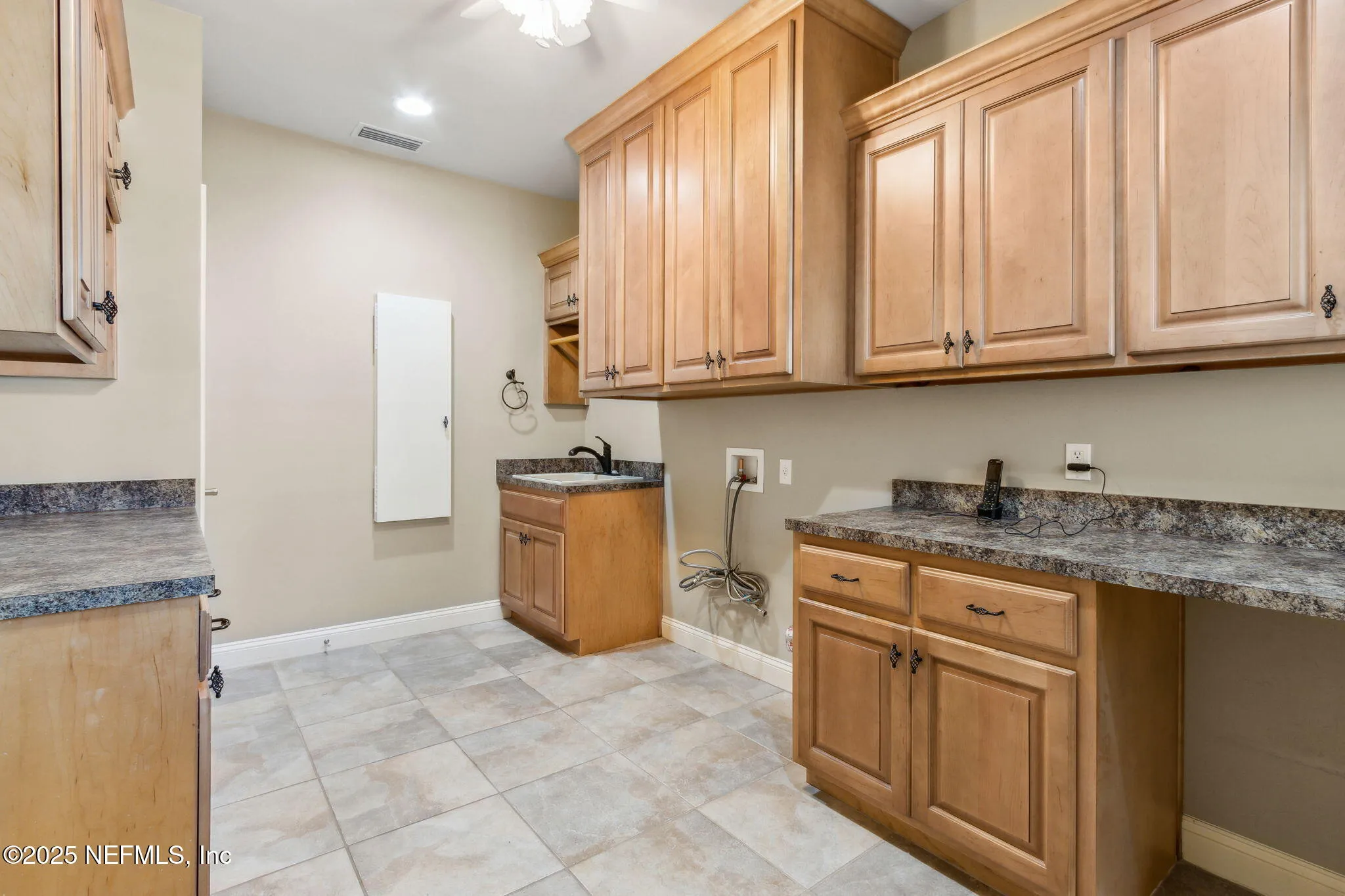 Jacksonville, Florida 32210, United States, 5 Bedrooms Bedrooms, ,5 BathroomsBathrooms,Residential,Pending,78842