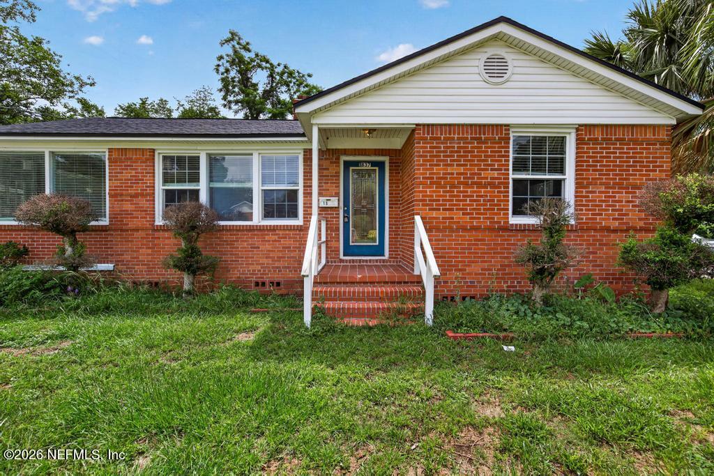 1837 BARTRAM Circle W