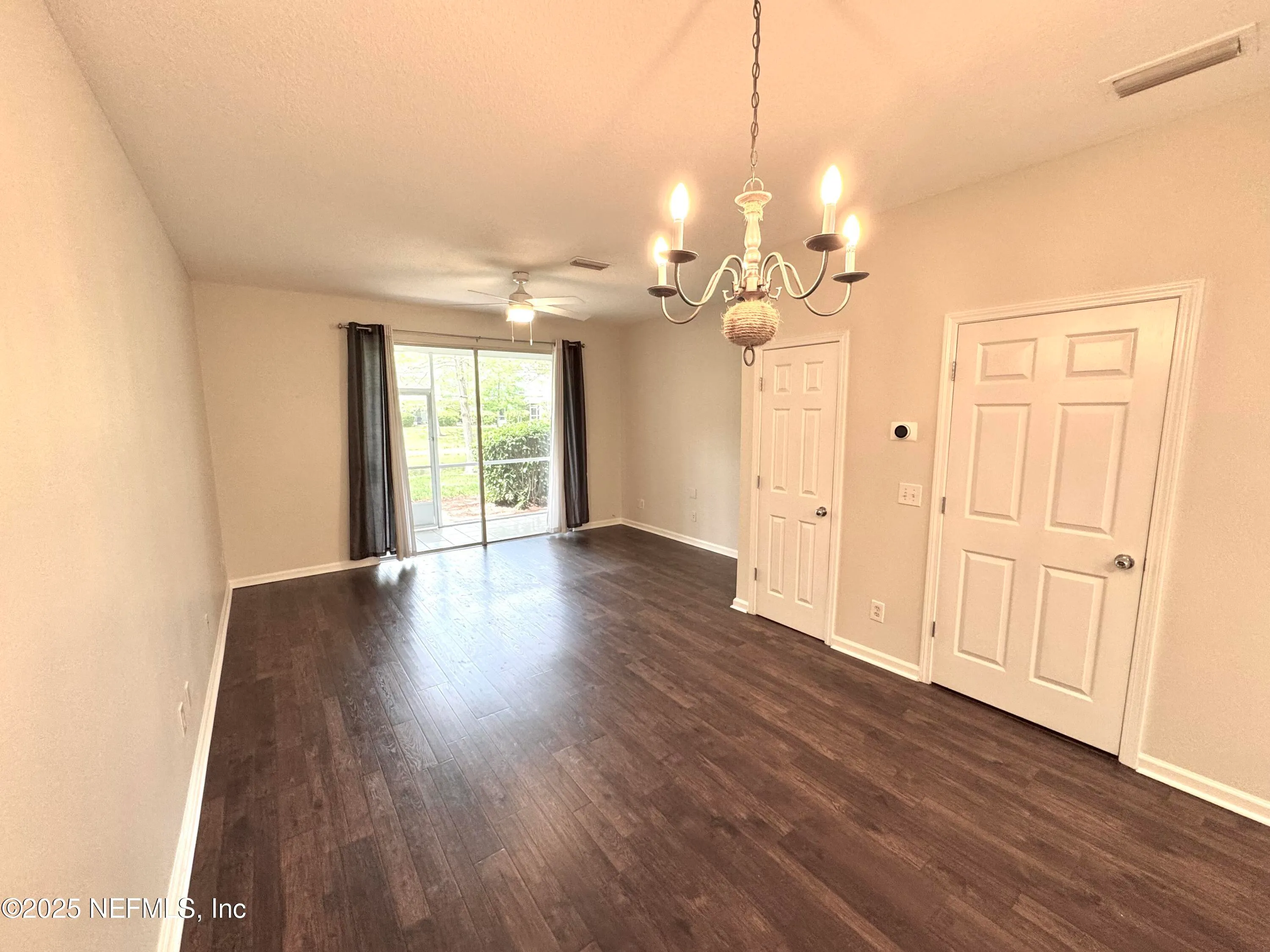 Jacksonville, Florida 32224, United States, 2 Bedrooms Bedrooms, ,3 BathroomsBathrooms,Residential,Pending,103679