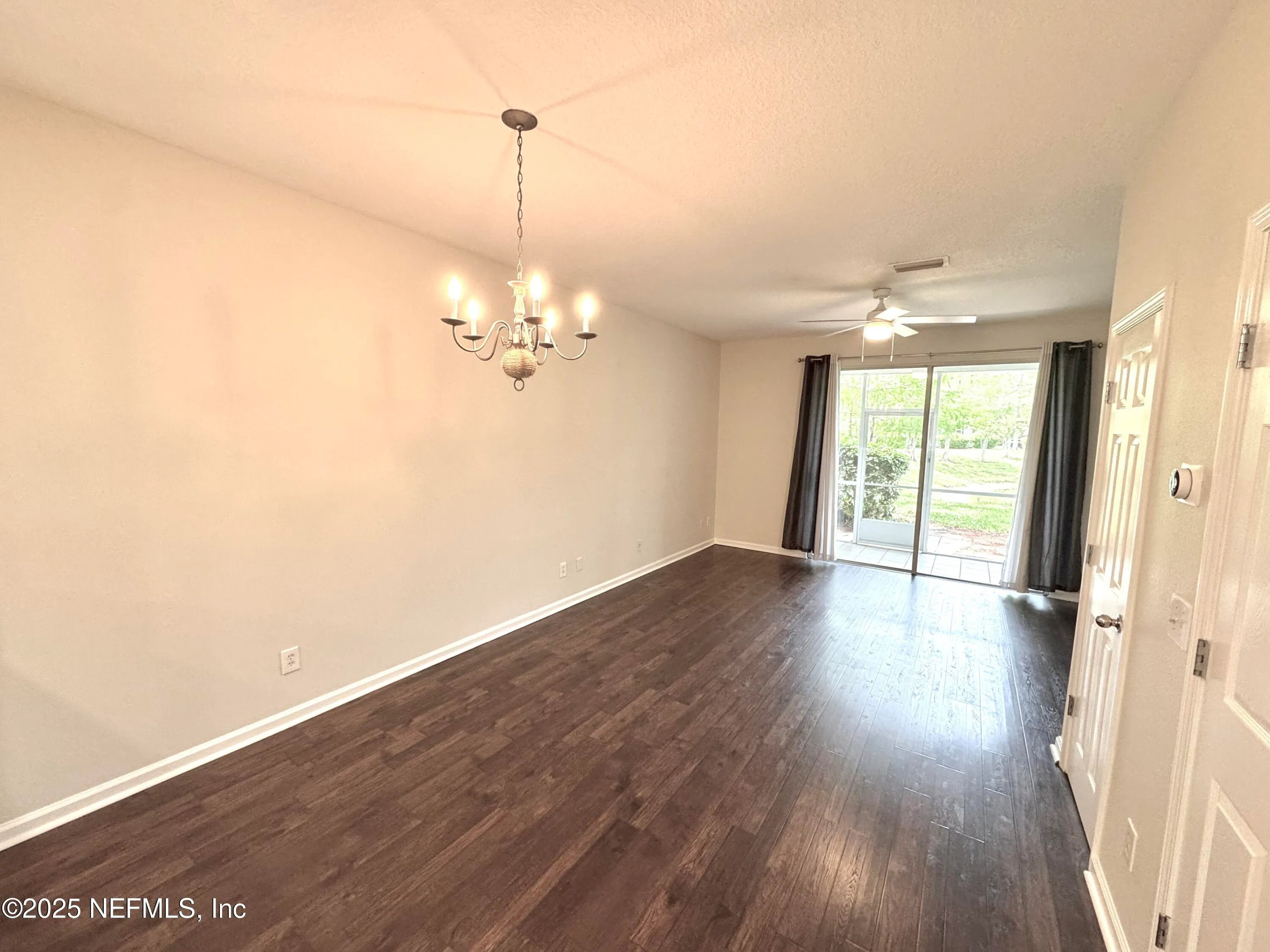 Jacksonville, Florida 32224, United States, 2 Bedrooms Bedrooms, ,3 BathroomsBathrooms,Residential,Pending,103679