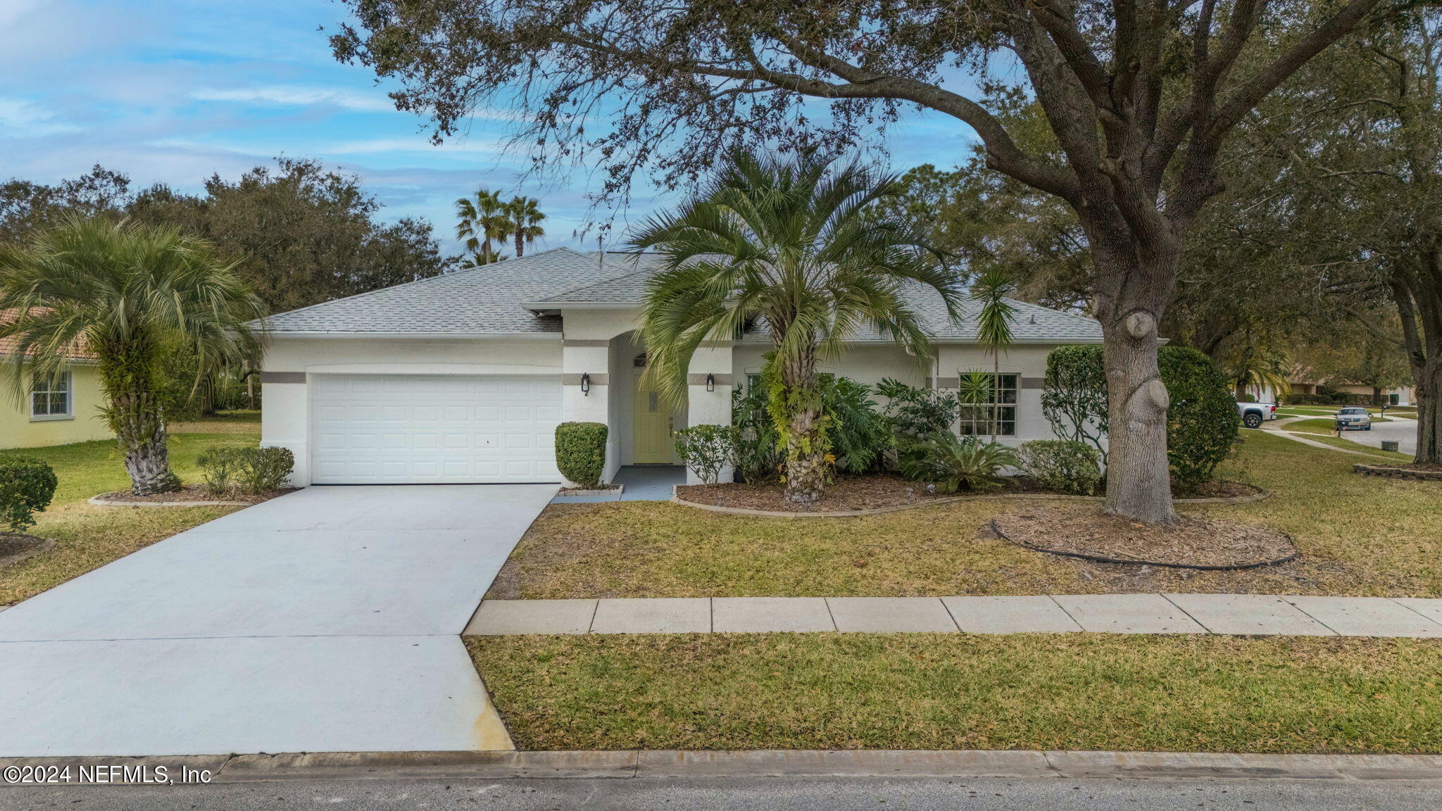 Palm Coast, FL home for sale located at 2 SAW MILL Court, Palm Coast, FL 32164
