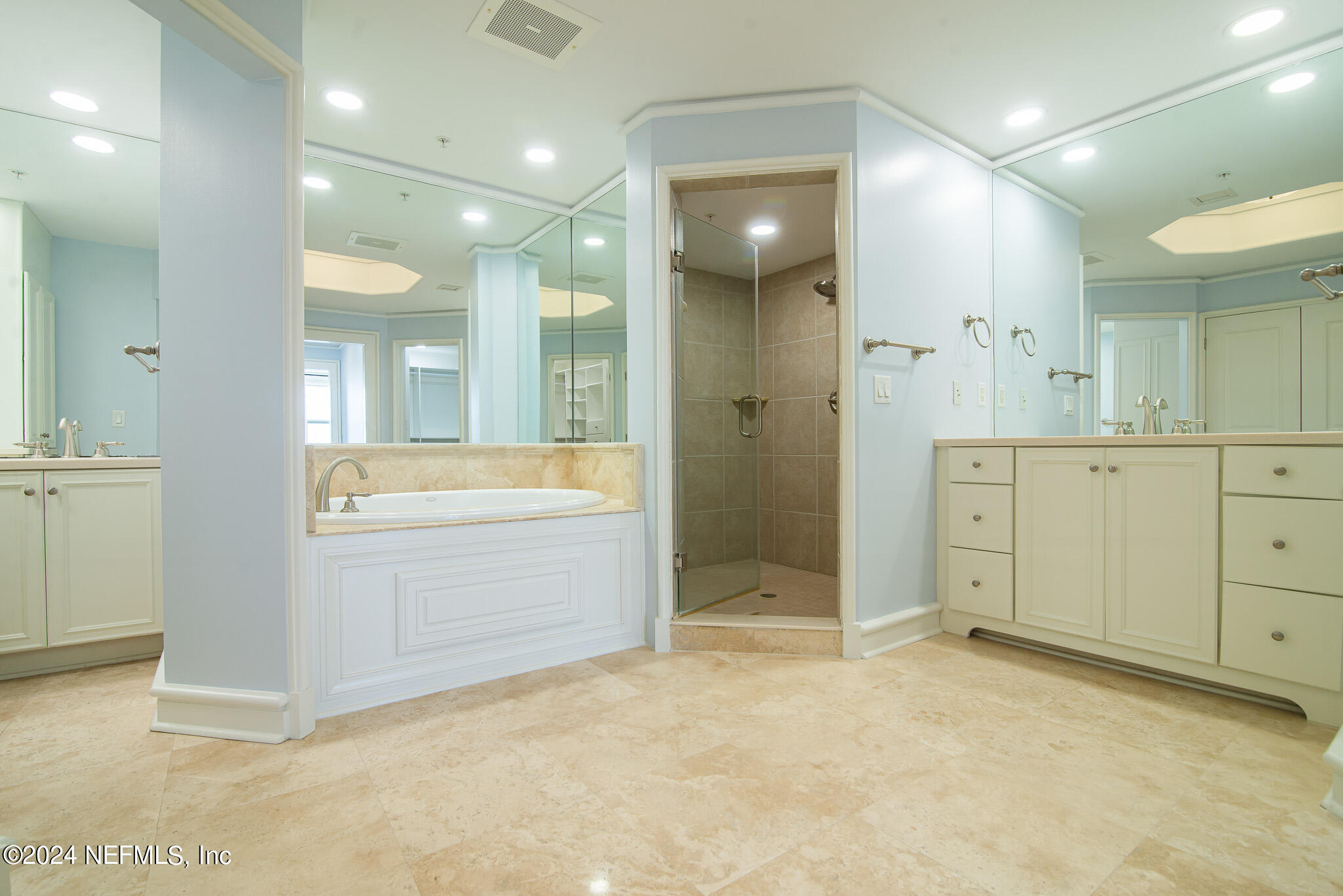 Jacksonville, Florida 32204, United States, 3 Bedrooms Bedrooms, ,4 BathroomsBathrooms,Residential,Active,66805