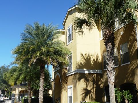 Condominium in Jacksonville FL 3591 KERNAN Boulevard.jpg