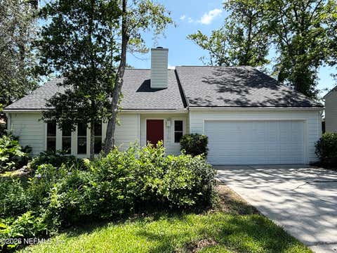 Photo of 4767 MARSH HAMMOCK Drive E, Jacksonville, FL 32224 (MLS # 2152707)