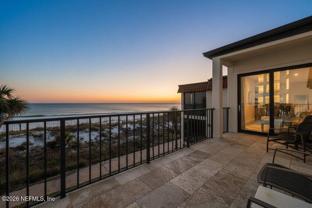 2303 COSTA VERDE Boulevard 302