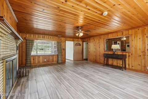 A home in Palatka