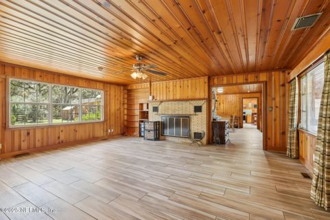 A home in Palatka