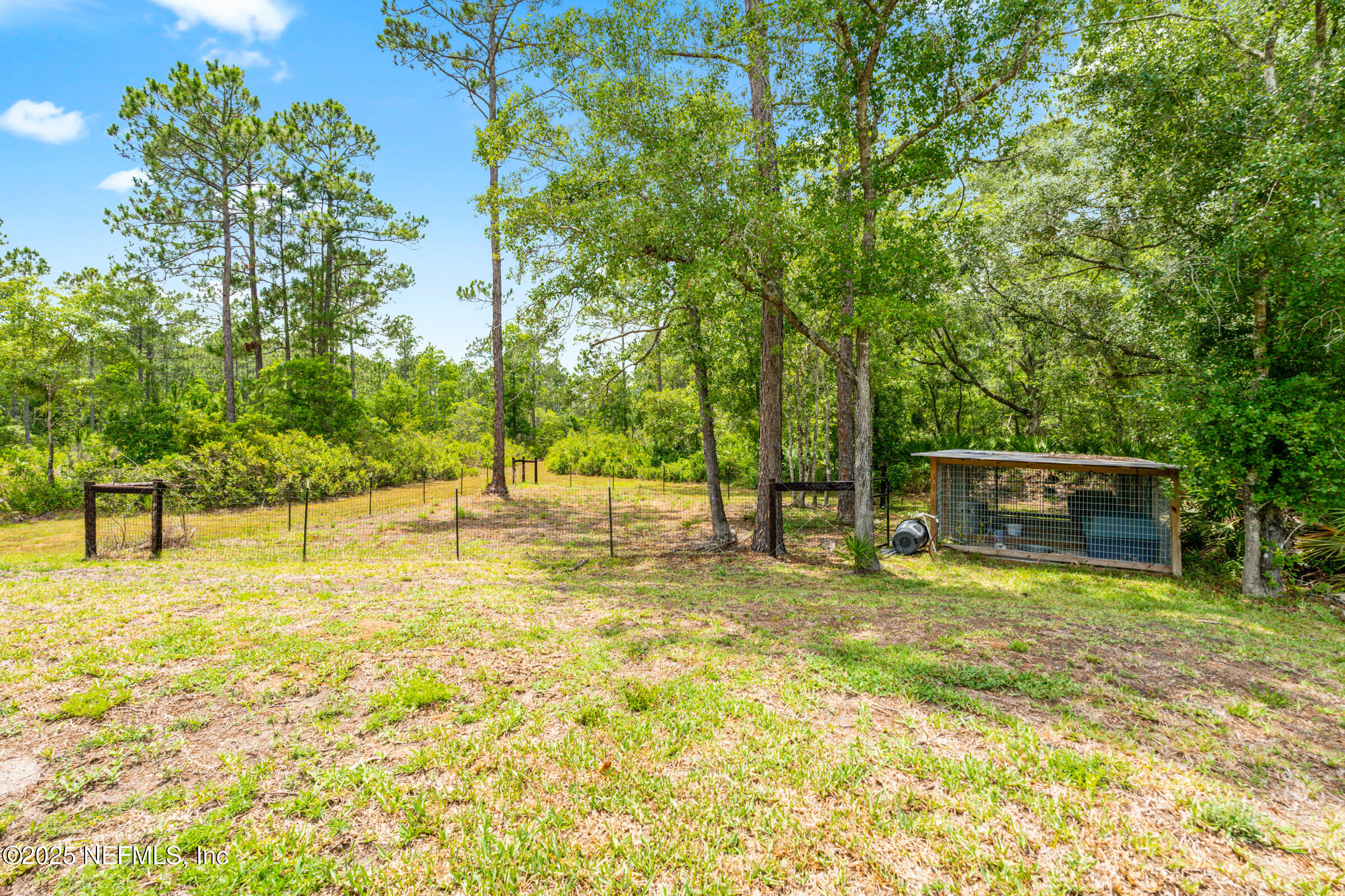 6101 ARMSTRONG Road