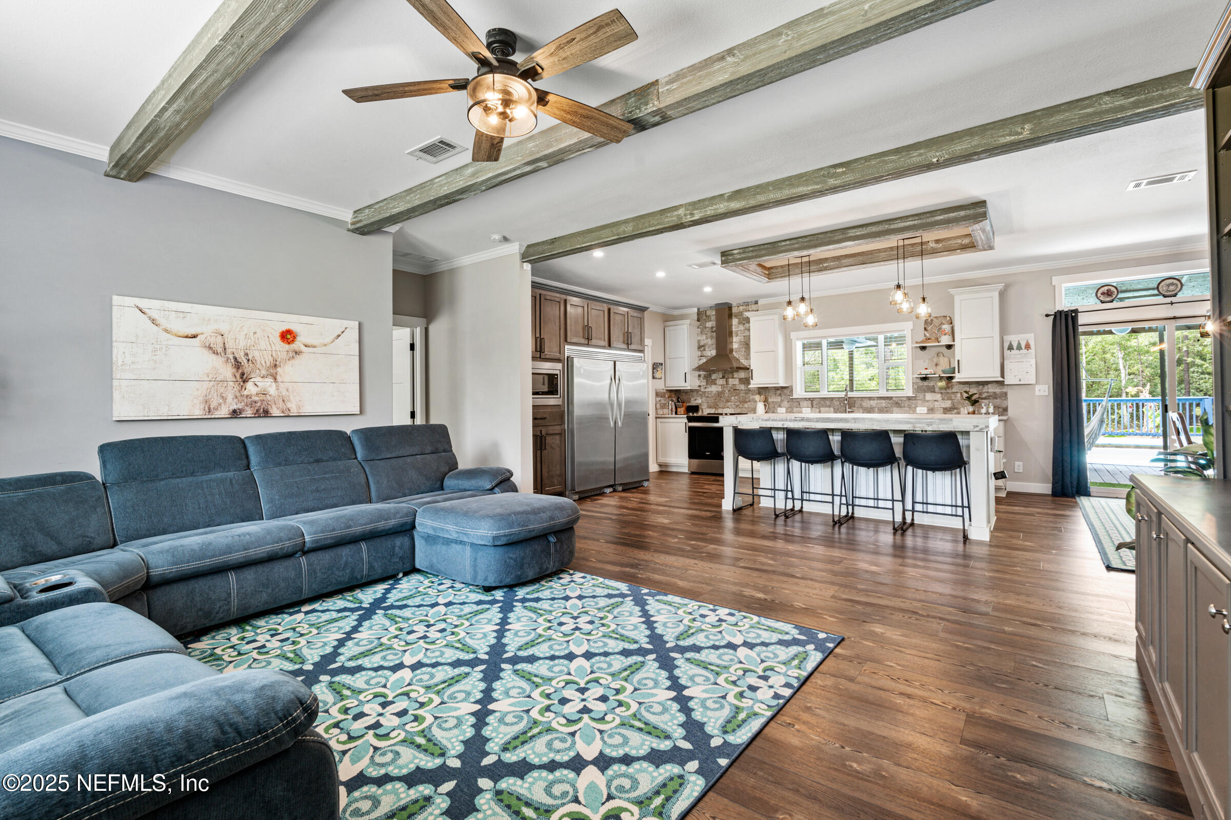 6101 ARMSTRONG Road