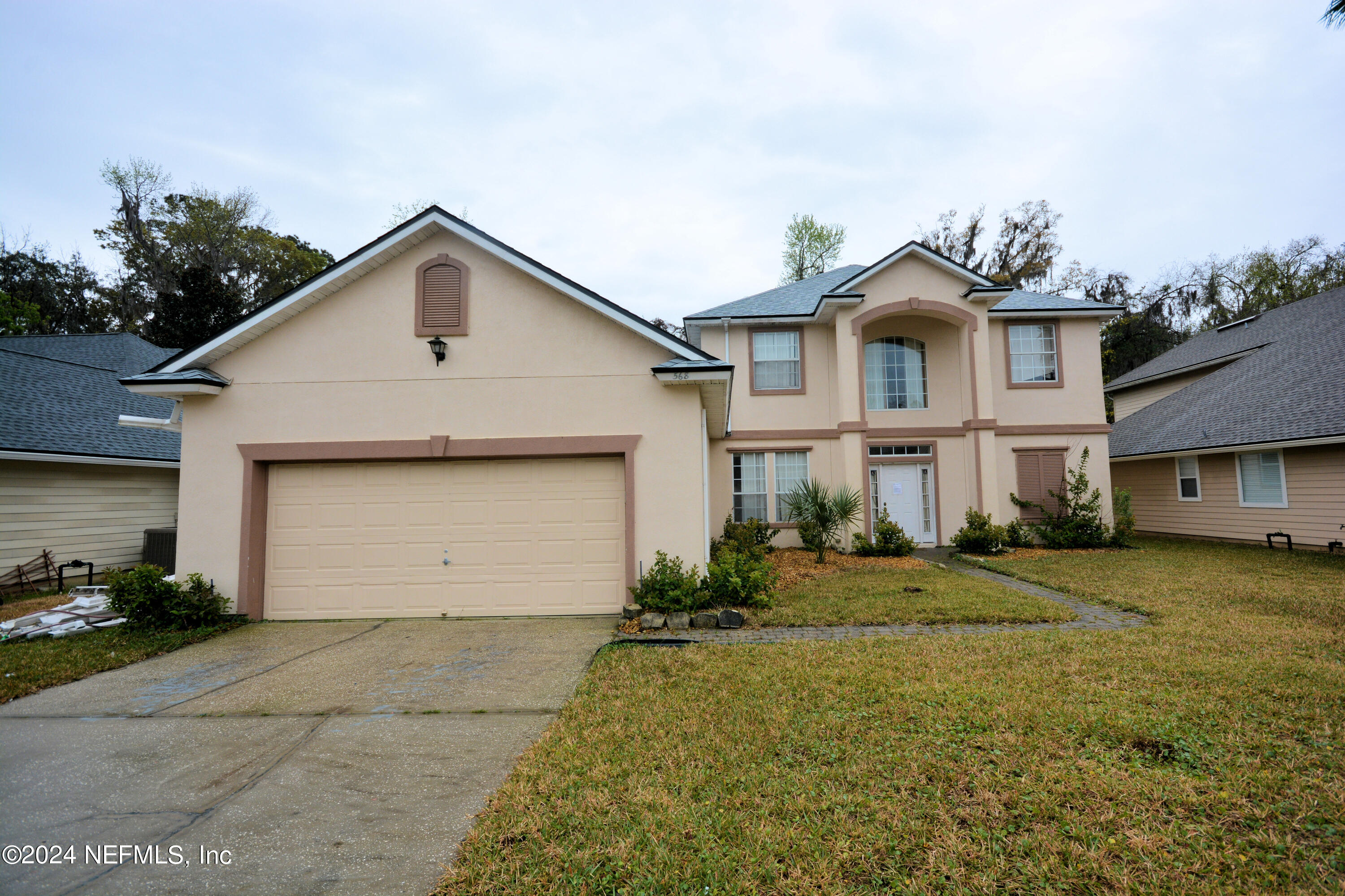 Jacksonville, FL home for sale located at 568 N Summer Breeze Drive, Jacksonville, FL 32218