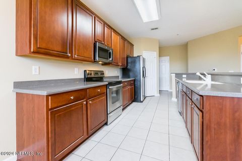 Condominium in Jacksonville FL 11251 CAMPFIELD Drive 10.jpg