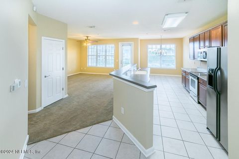 Condominium in Jacksonville FL 11251 CAMPFIELD Drive 5.jpg