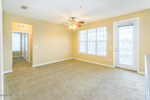 Condominium in Jacksonville FL 11251 CAMPFIELD Drive 6.jpg