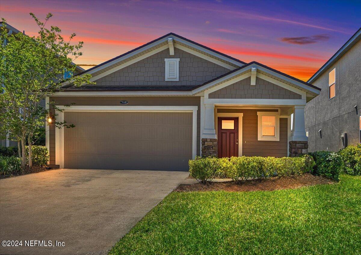 Jacksonville, FL home for sale located at 7119 Emsley Circle, Jacksonville, FL 32258