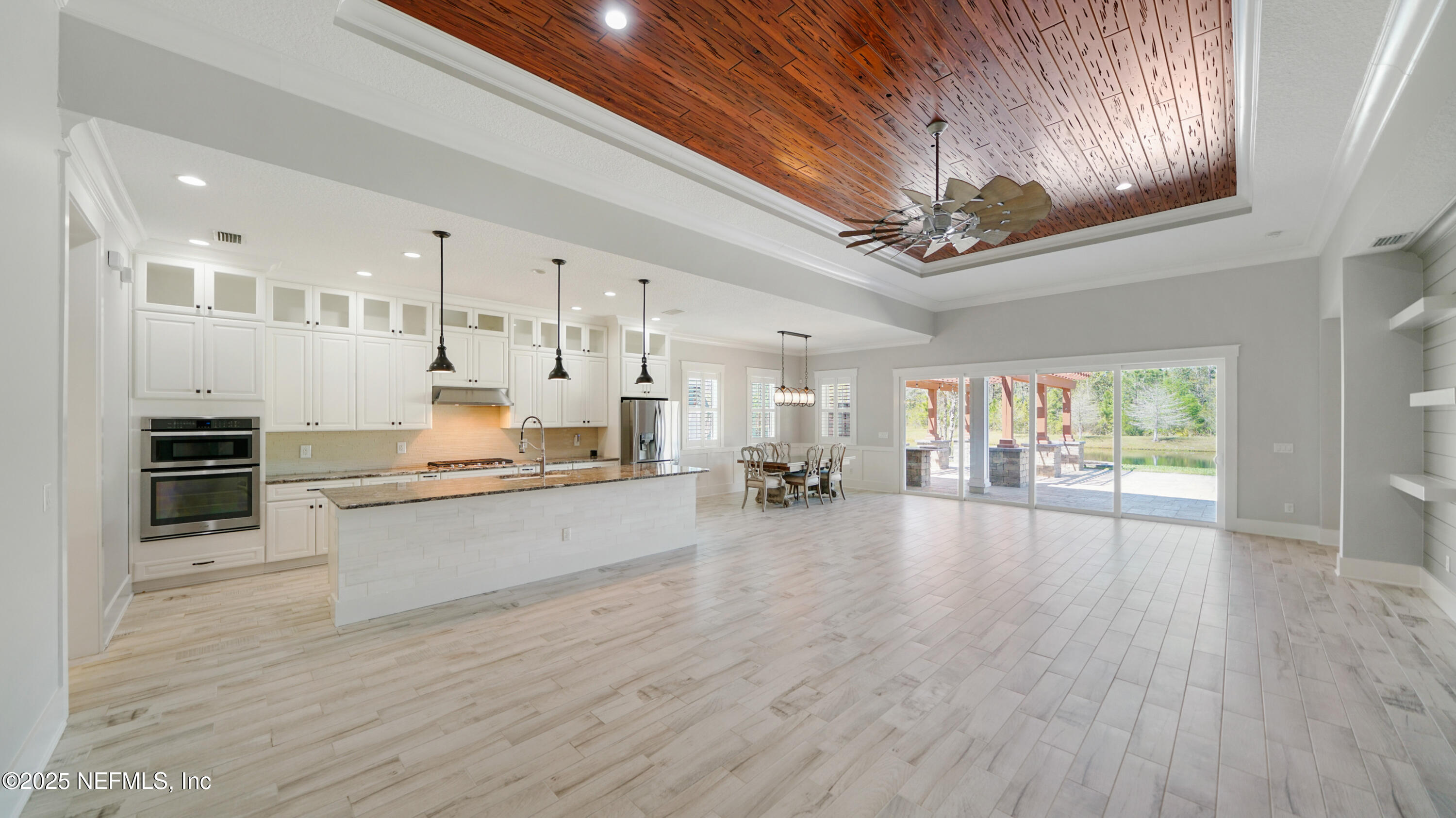 186 FRESHWATER Drive