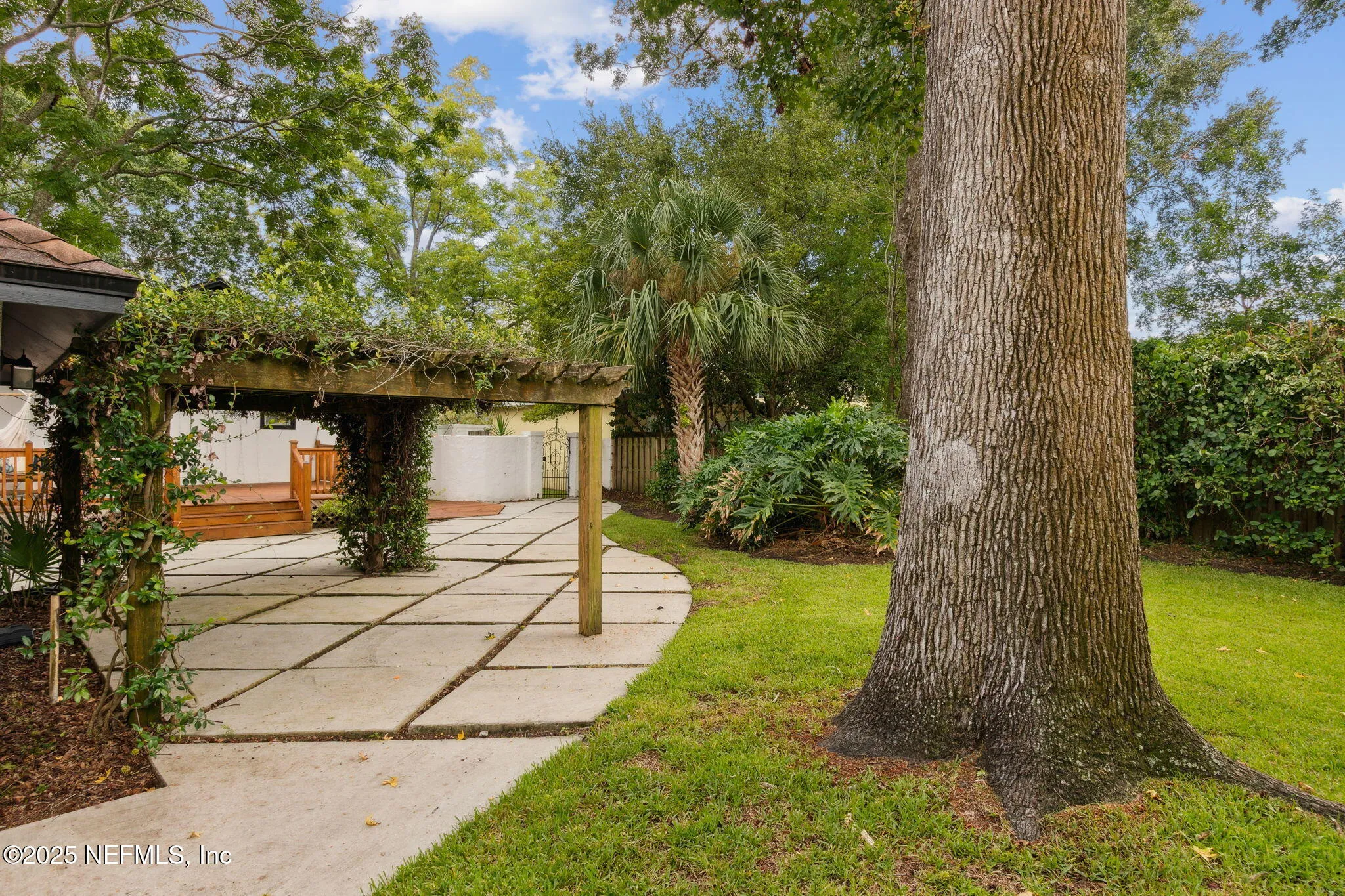 Jacksonville, Florida 32205, United States, 2 Bedrooms Bedrooms, ,1 BathroomBathrooms,Residential,Active,188988