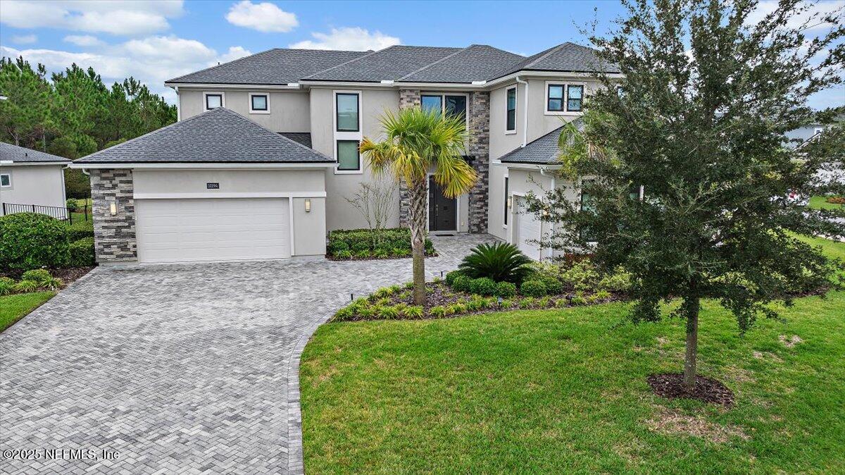 10194 SILVERBROOK Trail